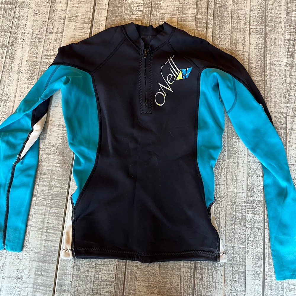 O’NEILL Women’s quarter zip Neoprene Bahia 1mm Wetsuit Top